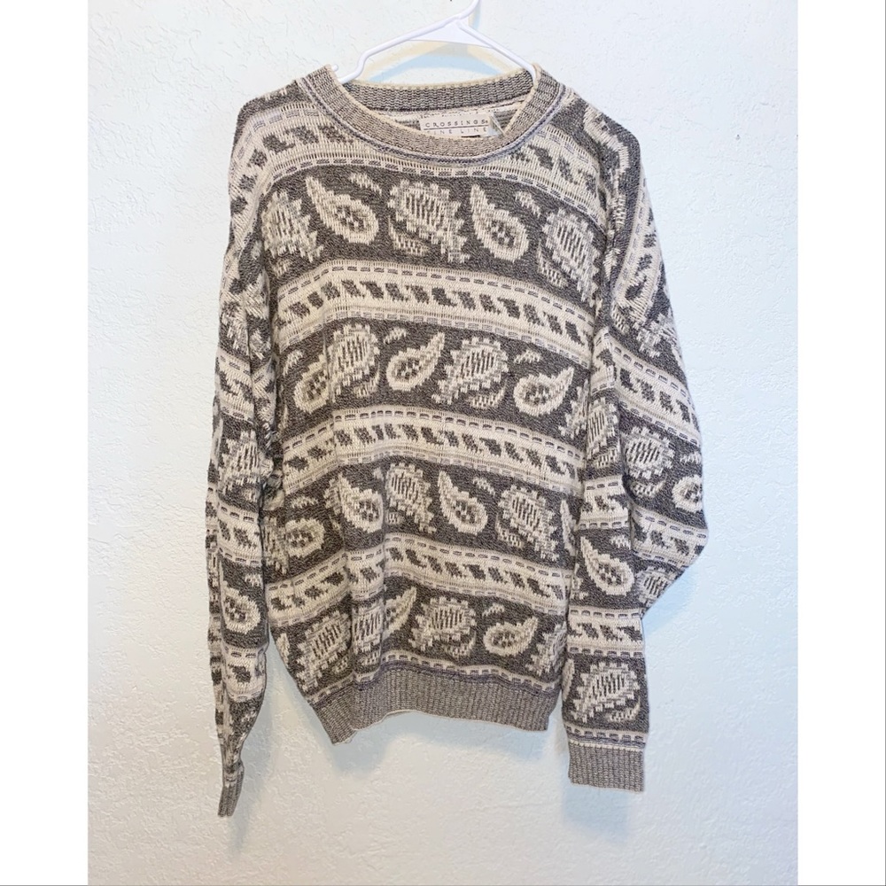Crossings Fine Line Vintage Grey Paisley Sweater size L